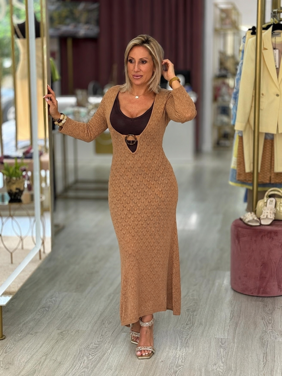 Vestido comprido com argola