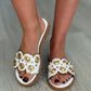 Chinelo em Pele Chris 10