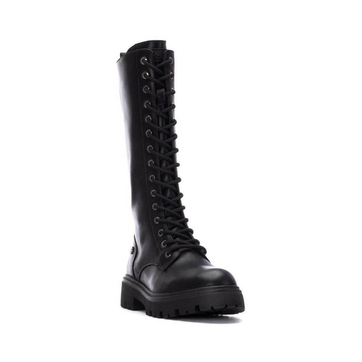 Bota cano alto