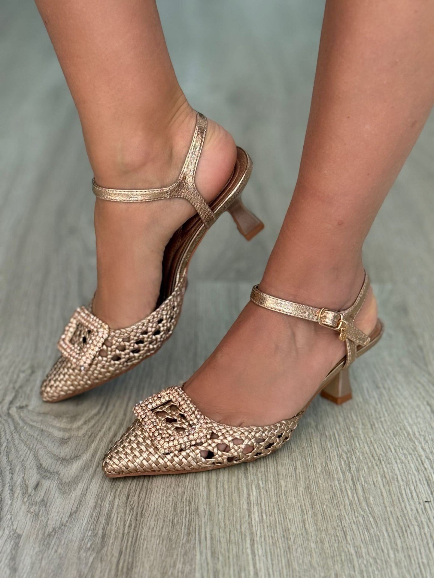 Sapato com strass (+ cores)