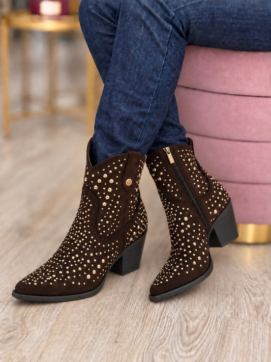 Botas tachas