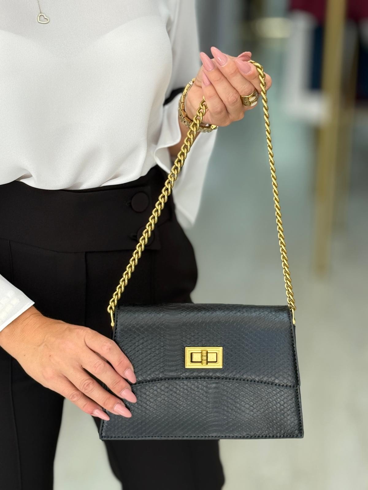 Mala pequena efeito pele