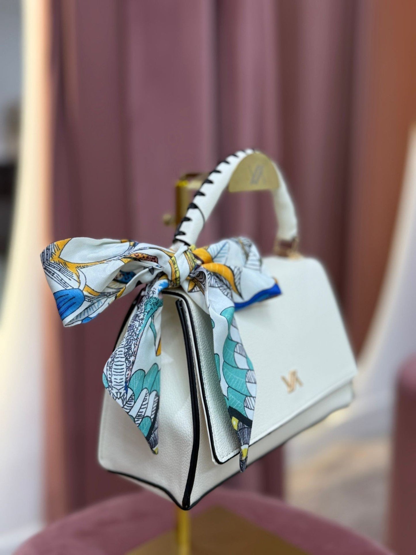 Mala com lenço (+ cores)