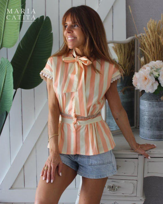 Blusa peplum