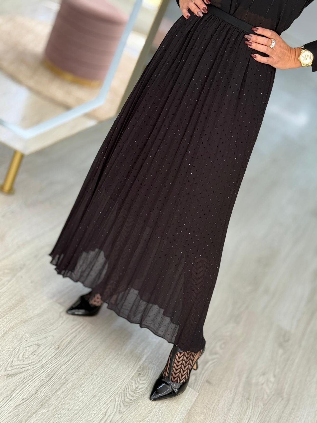 Saia comprida com strass