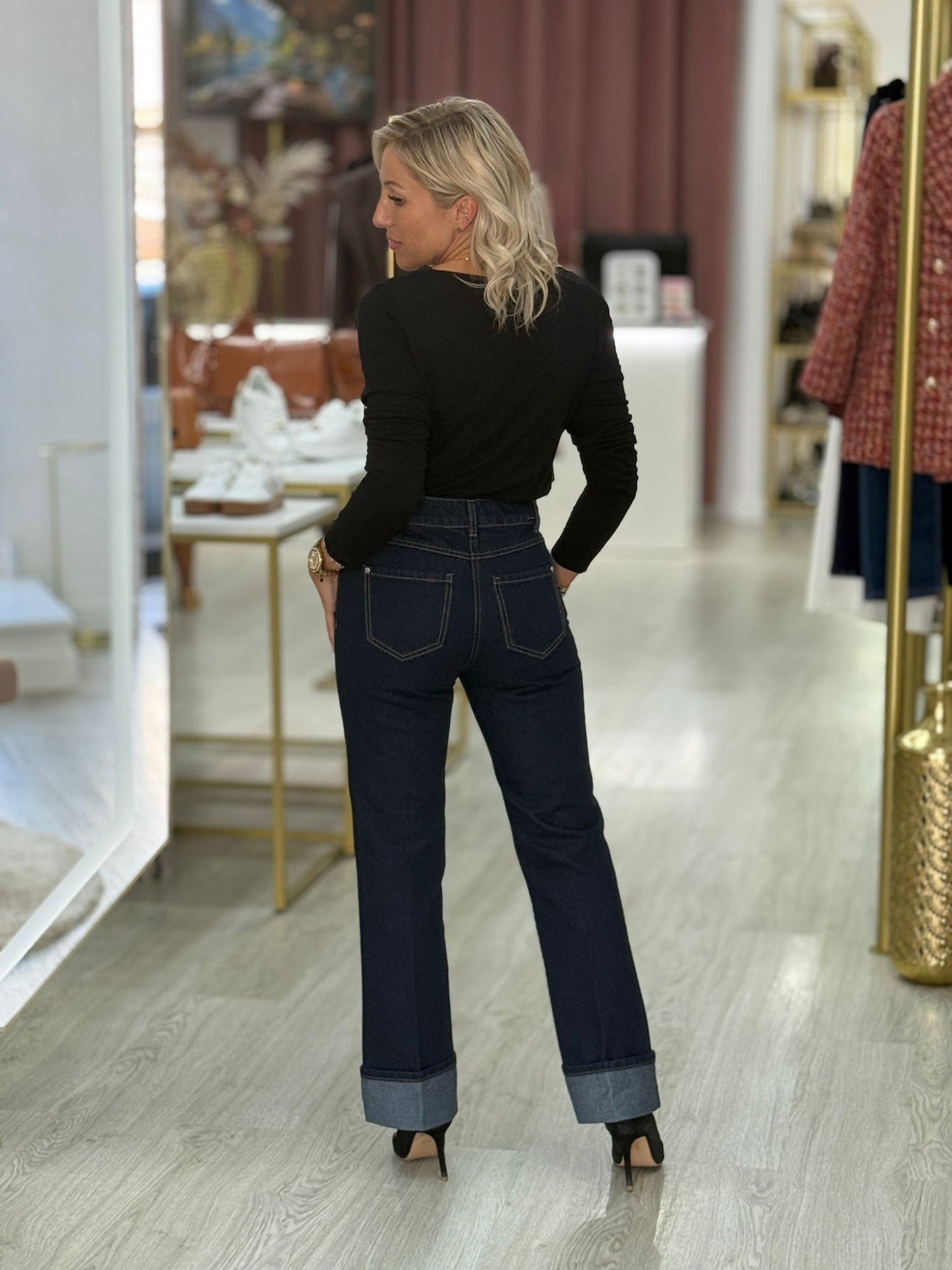 Calça jeans reta com strass crua feminina
