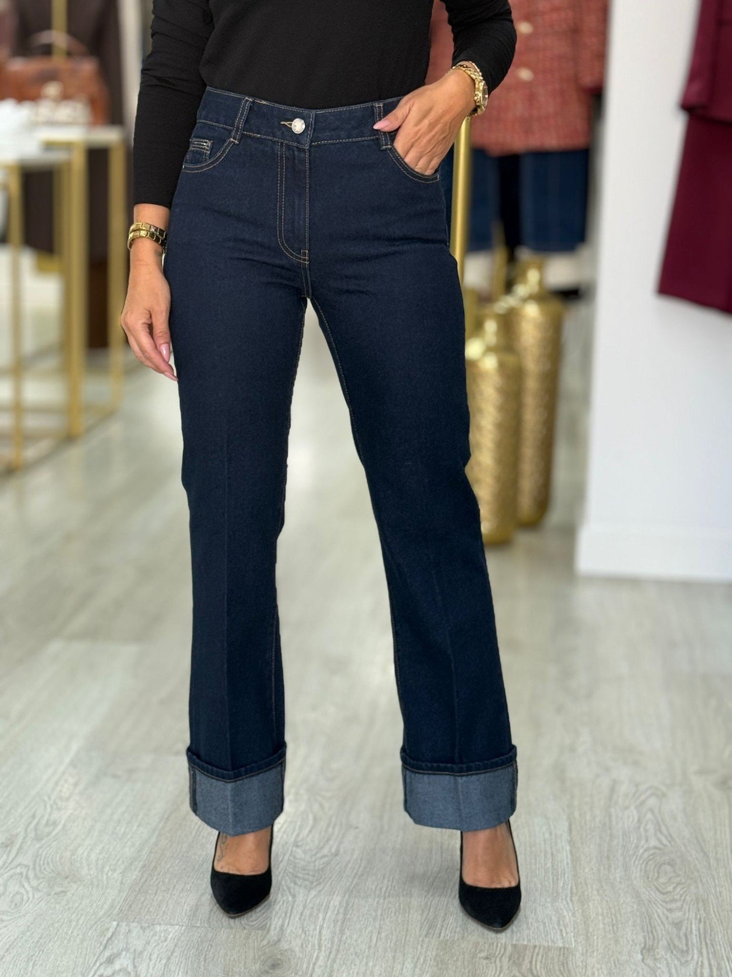 Calça jeans reta com strass crua feminina