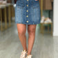 Saia curta justa em jeans