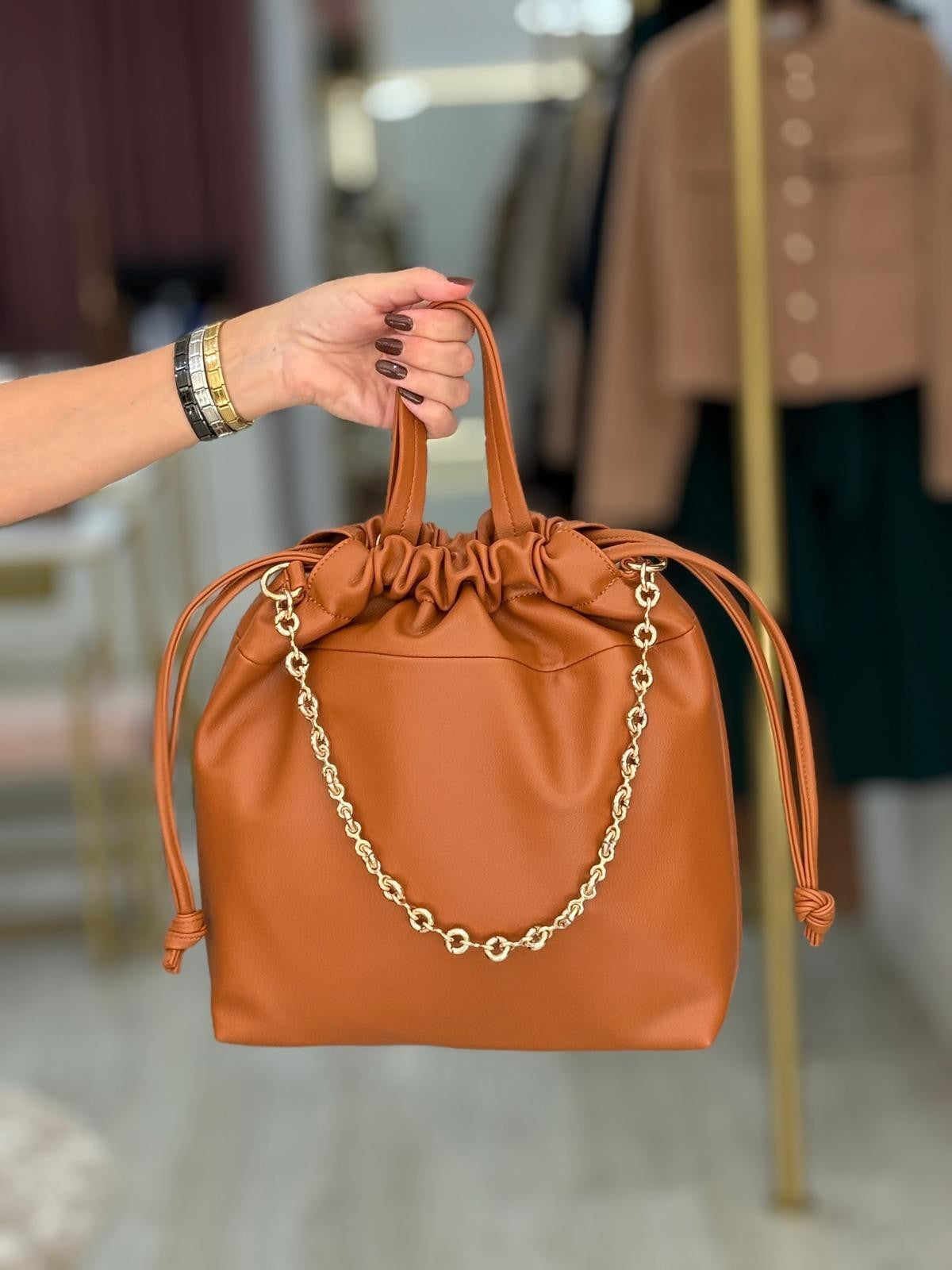 Mala Saco Média com Alça de Corrente (+ cores)