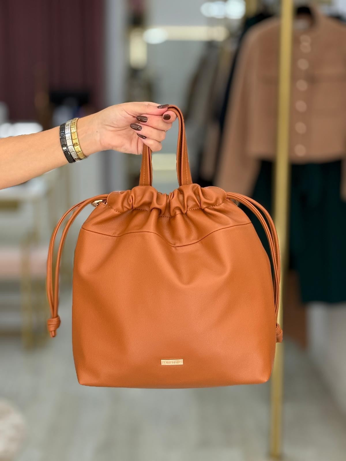 Mala Saco Média com Alça de Corrente (+ cores)
