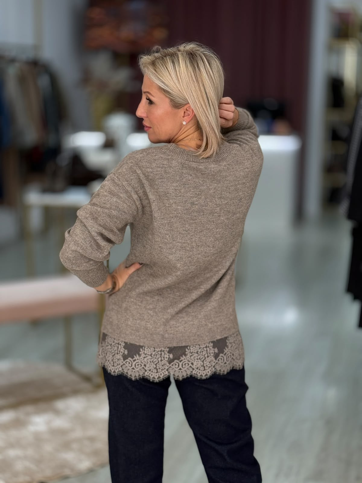 Camisola com renda