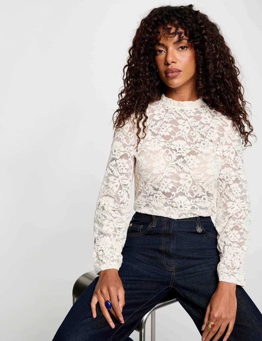 Camisola em renda
