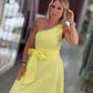 Vestido decote assimétrico