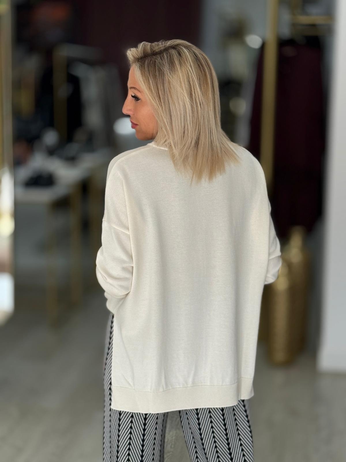 Camisola oversize com estrela