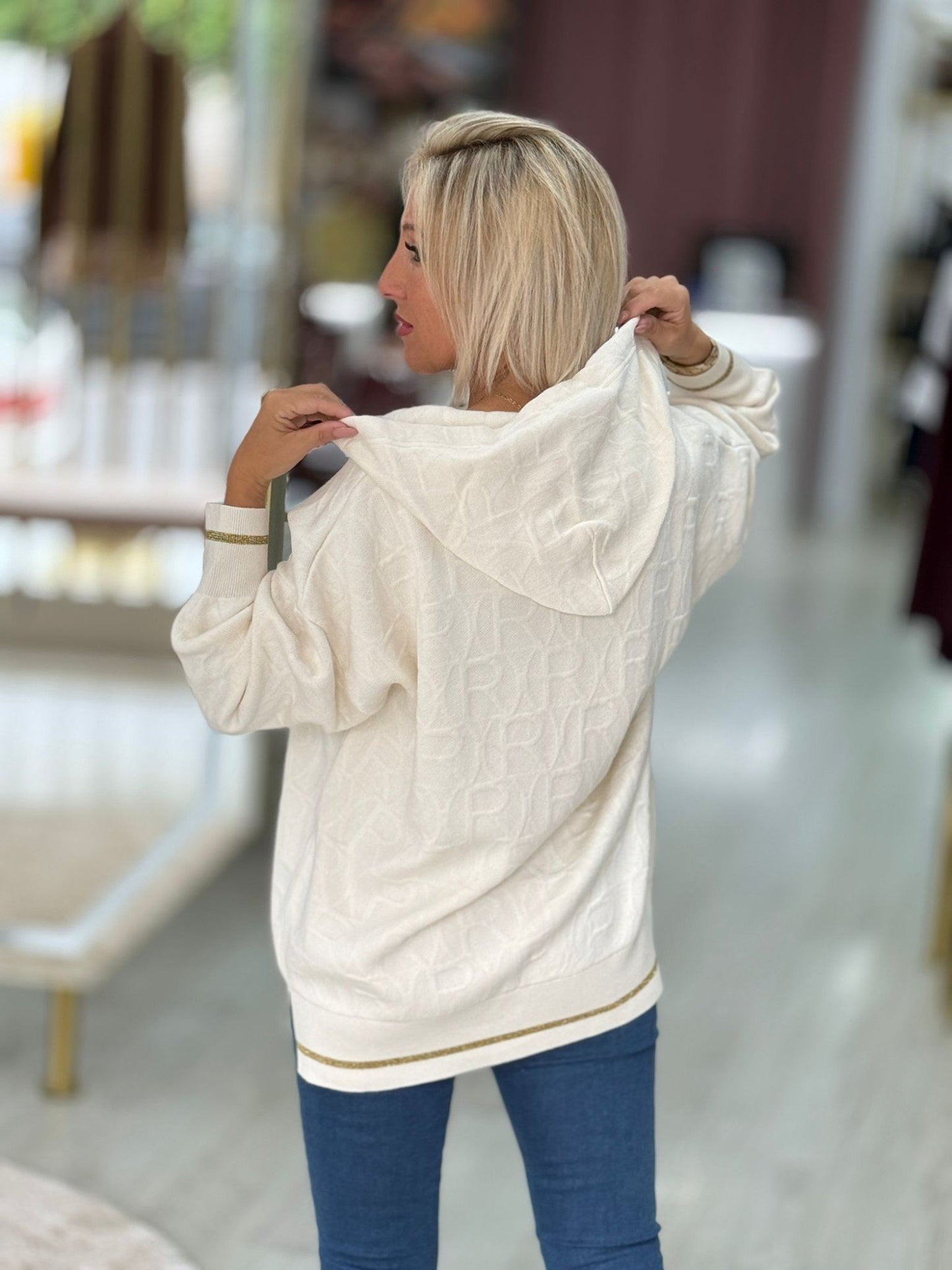 Camisola com relevos
