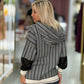 Camisola com jacquard e mangas lantejoulas