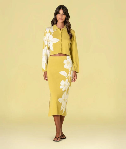 Casaco curto com jacquard flores