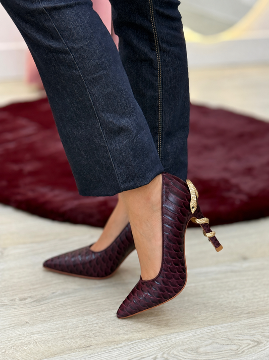 SAPATOS SALTO EM FORMATO DE COBRA