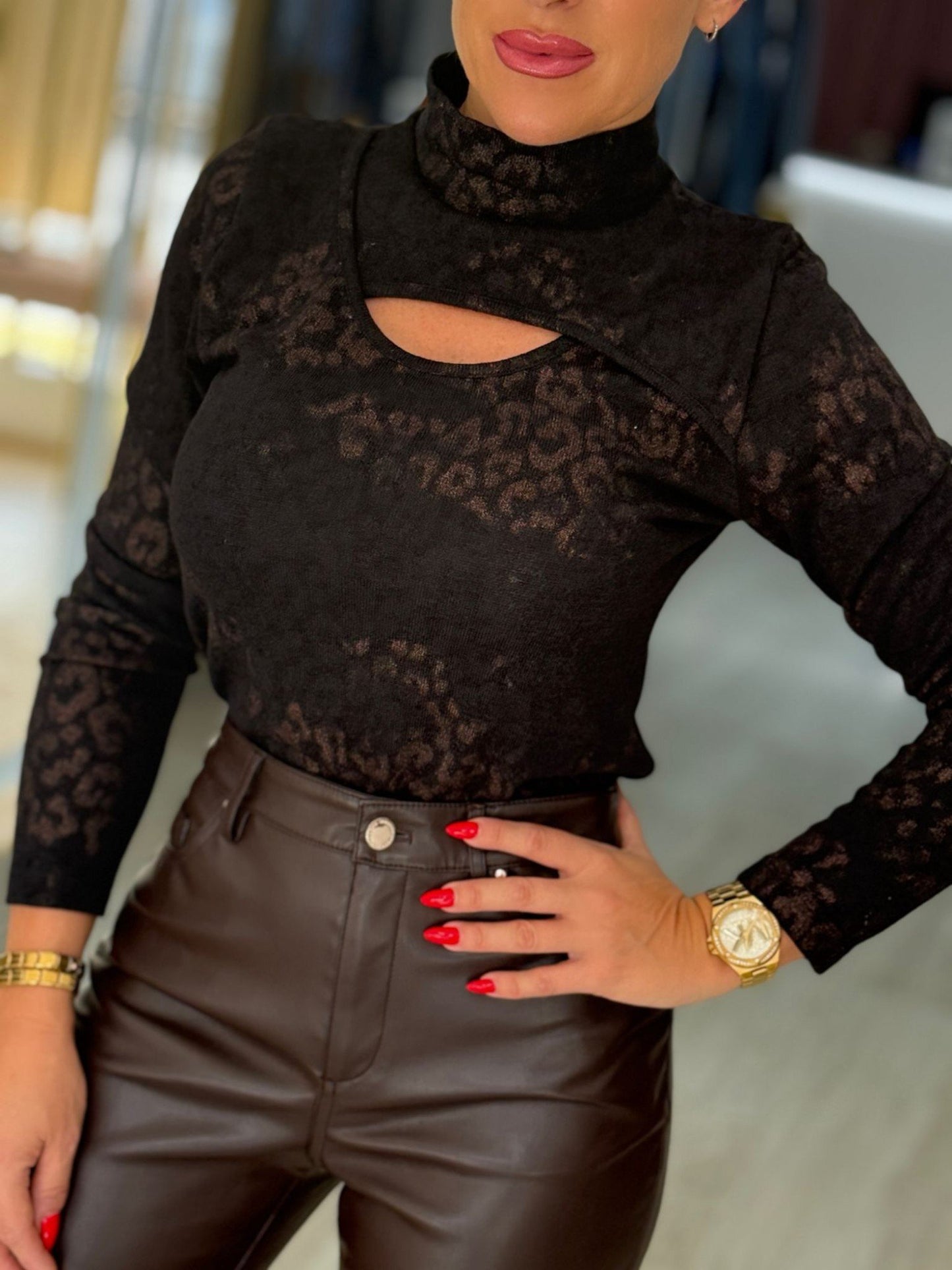 Camisola com abertura