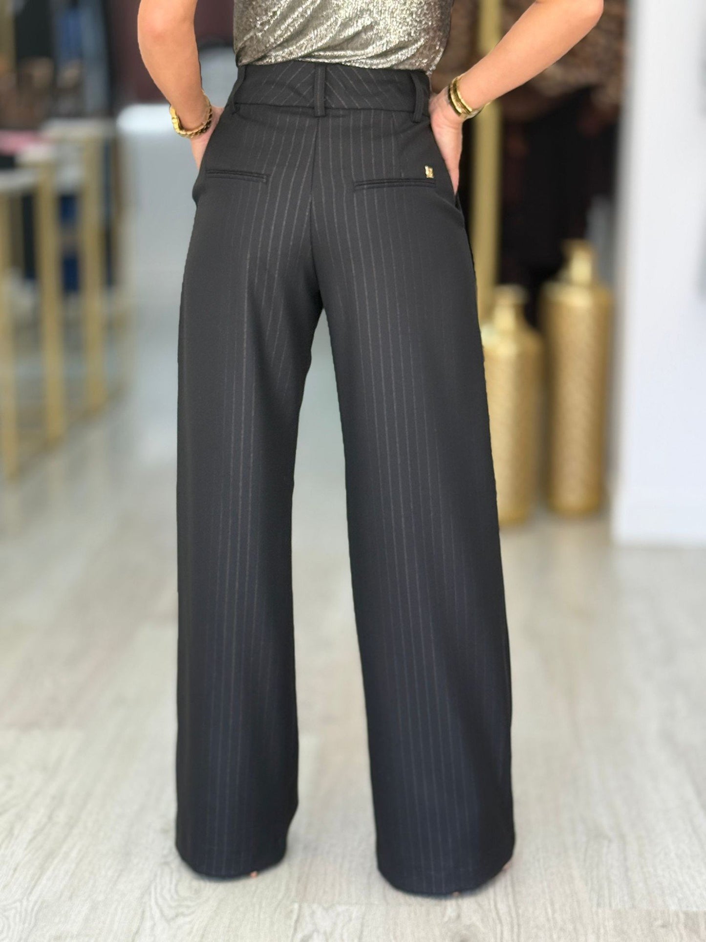 Calça clássica com brilho