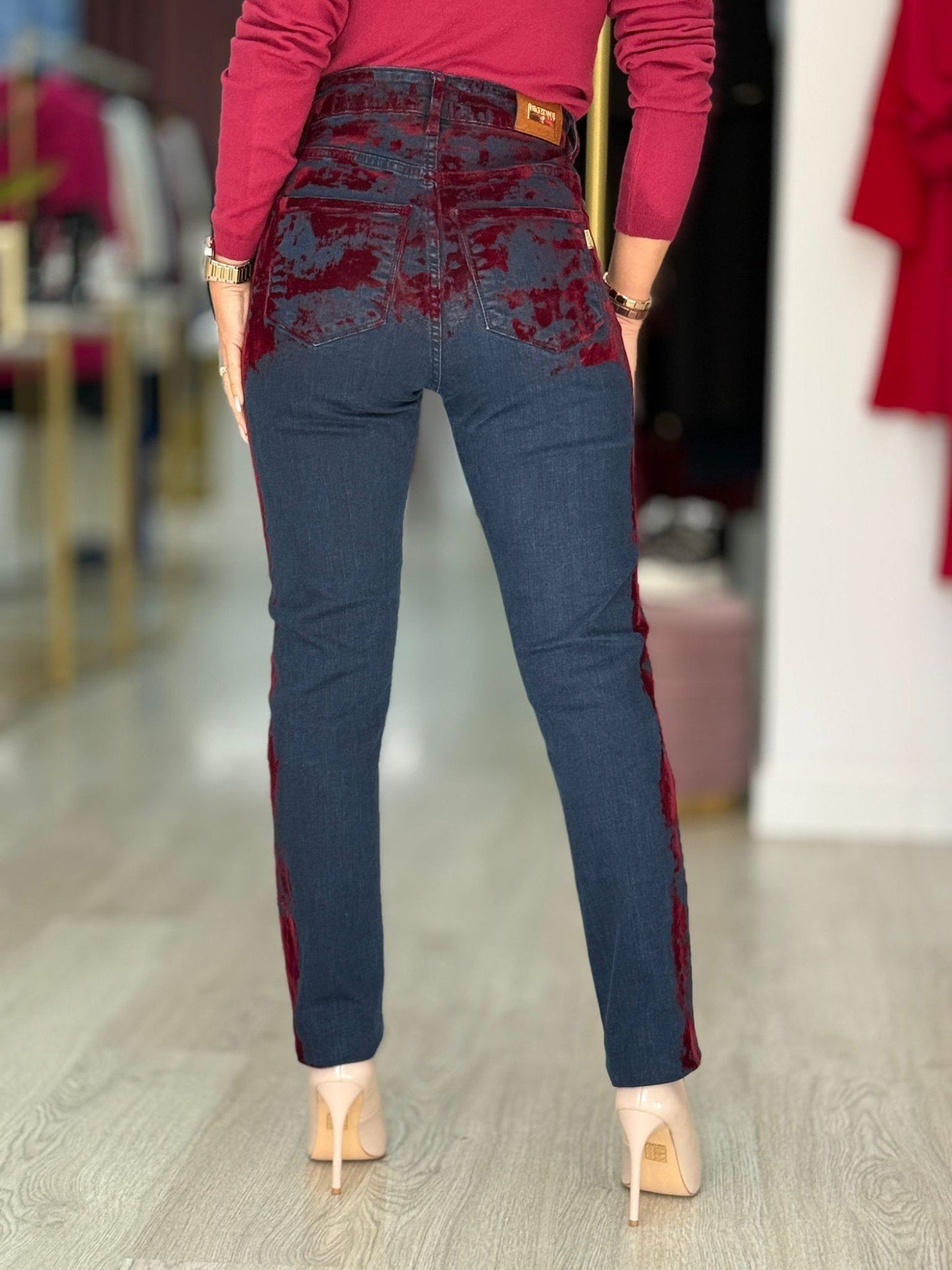 Calça de ganga com veludo