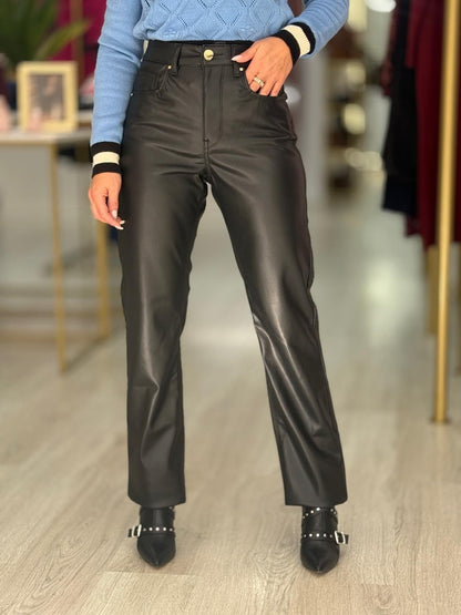 Calça ecopele straight