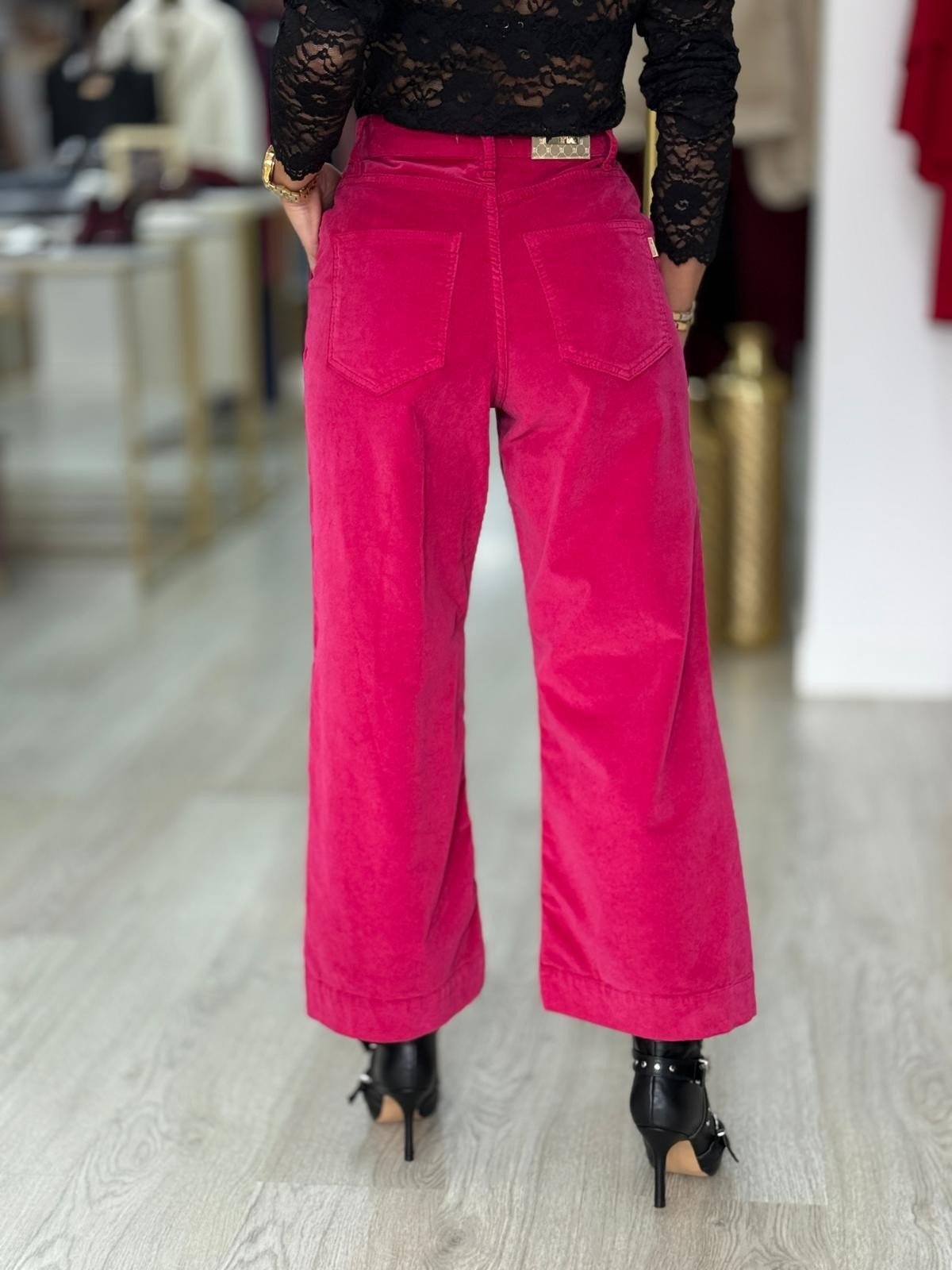 Calças veludo wide leg