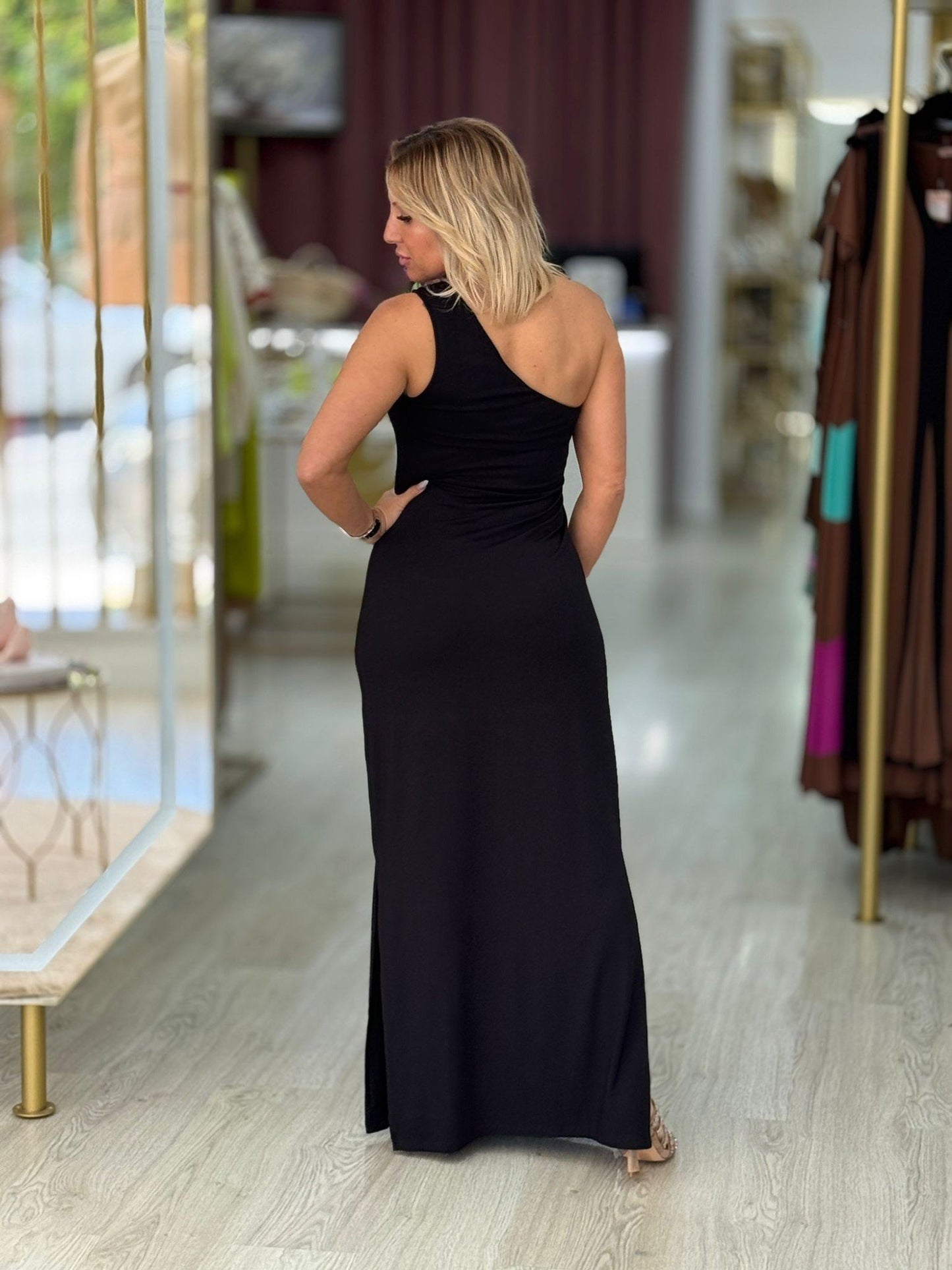 Vestido comprido de um ombro (+ cores)