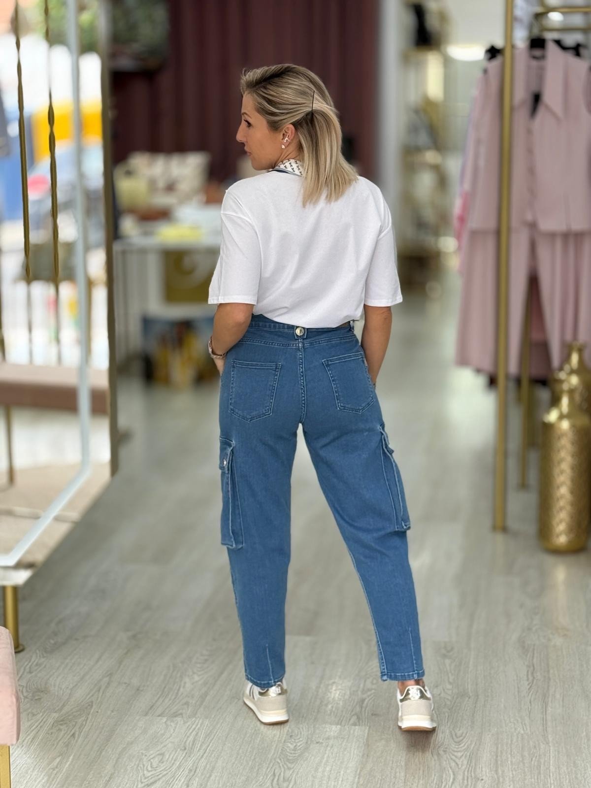 Calças slouchy com bolsos