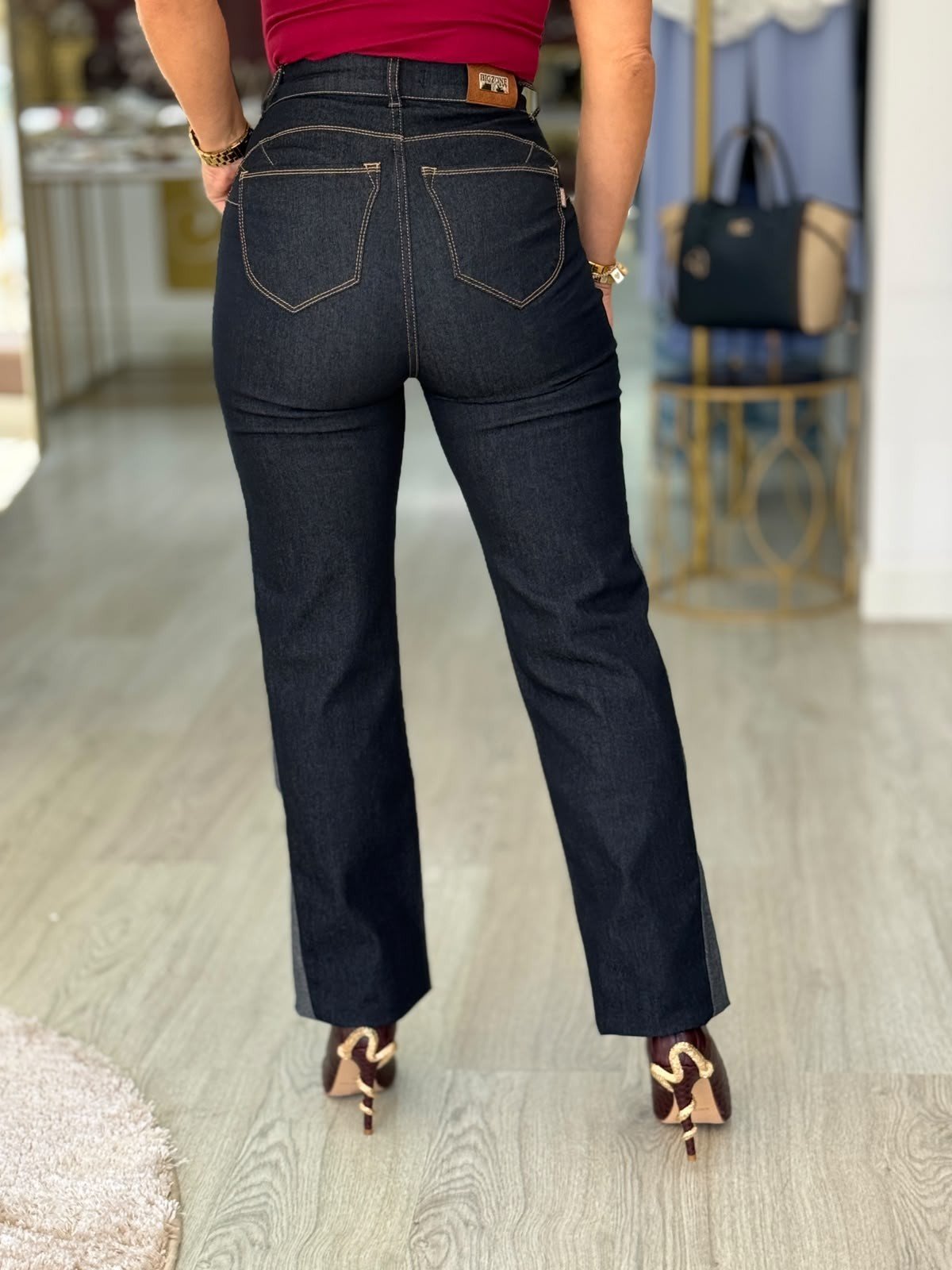 Calça corte direito