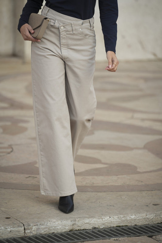 Calças sarja wide leg