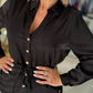 Blusa acetinada