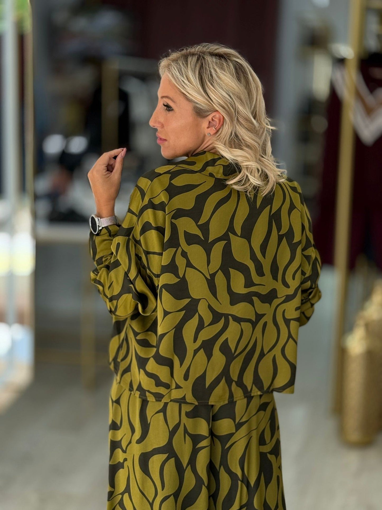 Blusa com padrão floral