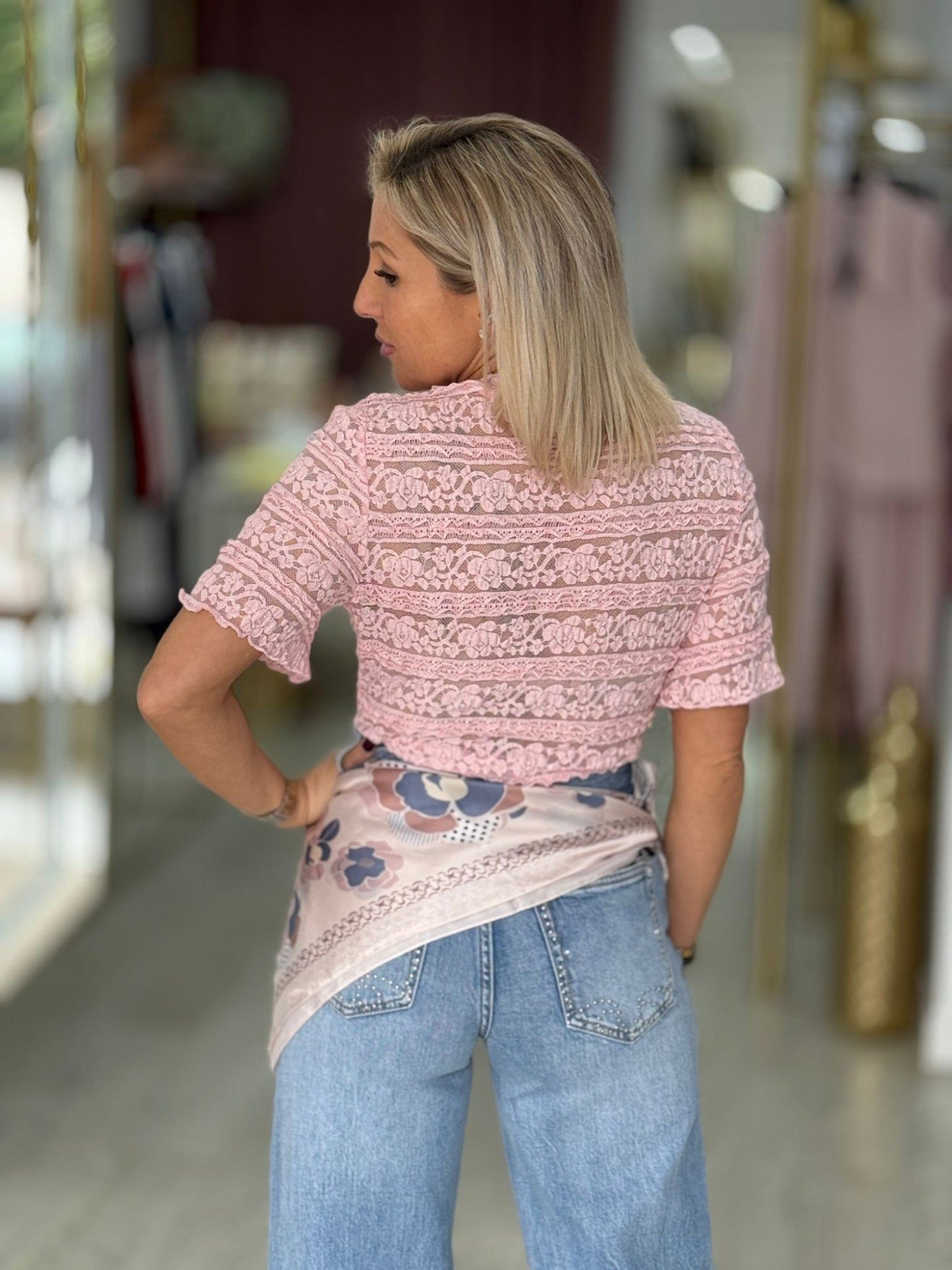 Camisola em renda (+ cores)