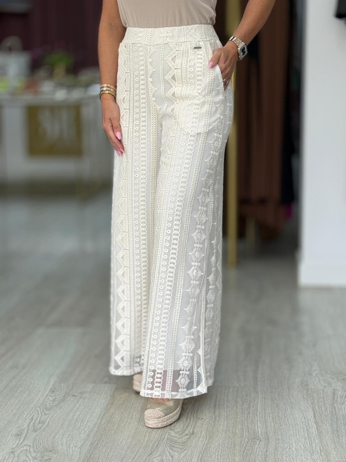 Pantalona renda