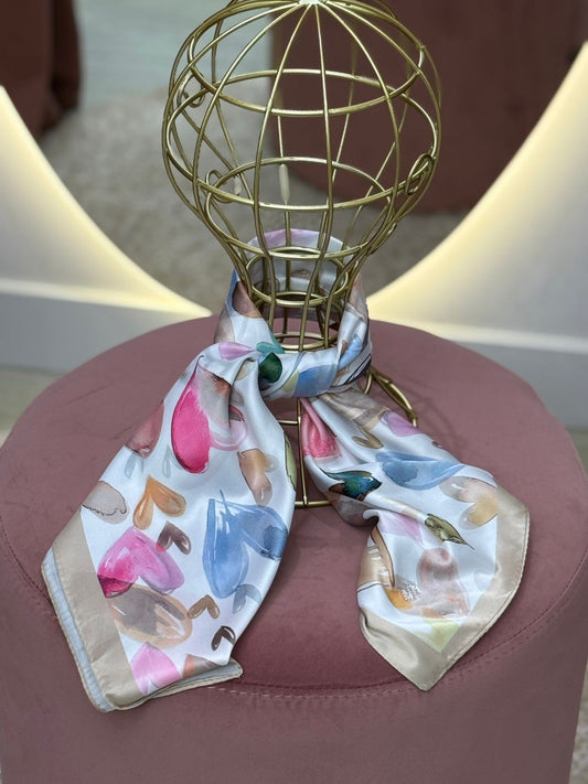 Lenço corações (+ cores)