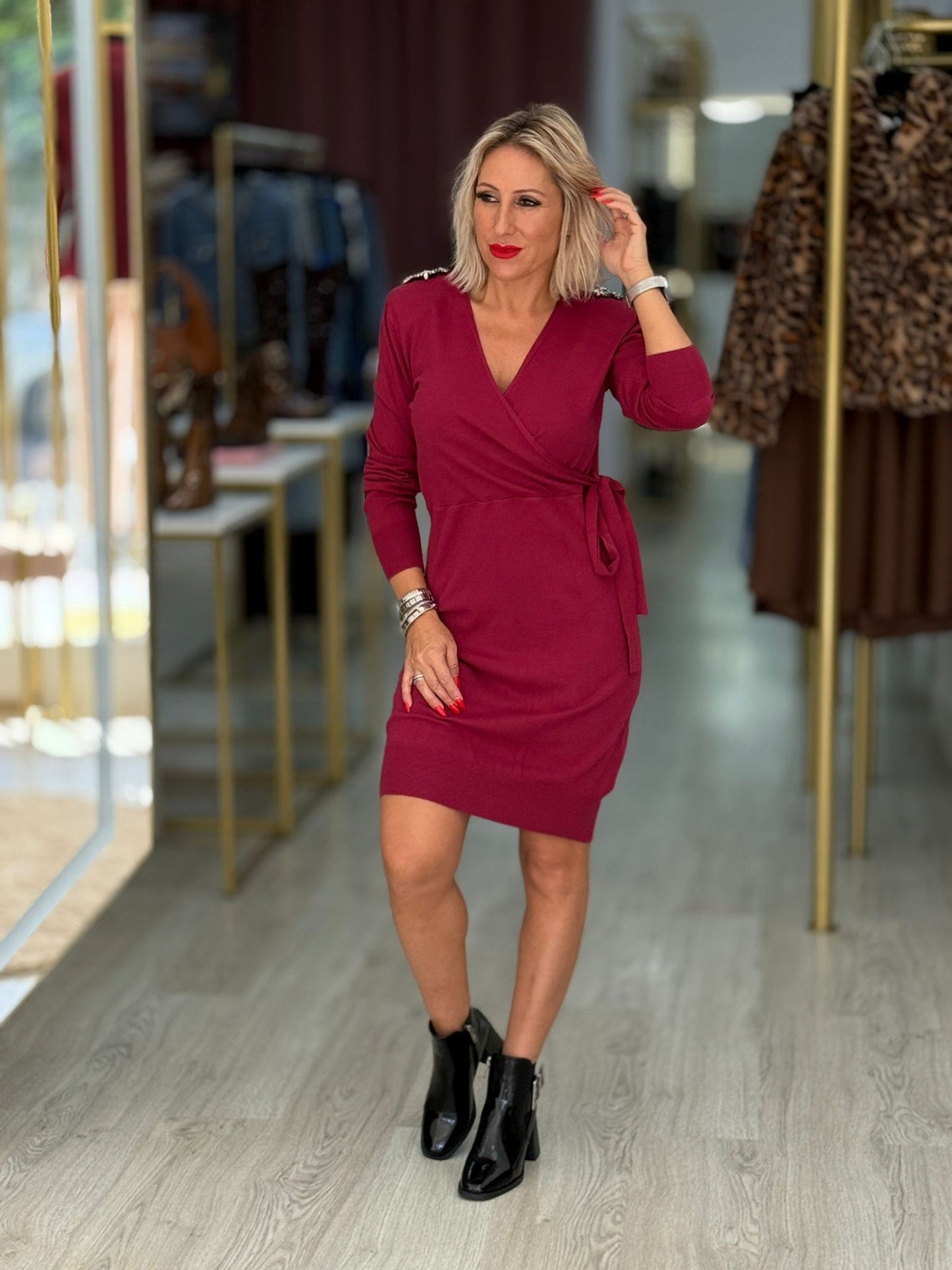 Vestido com pedraria (+ cores)