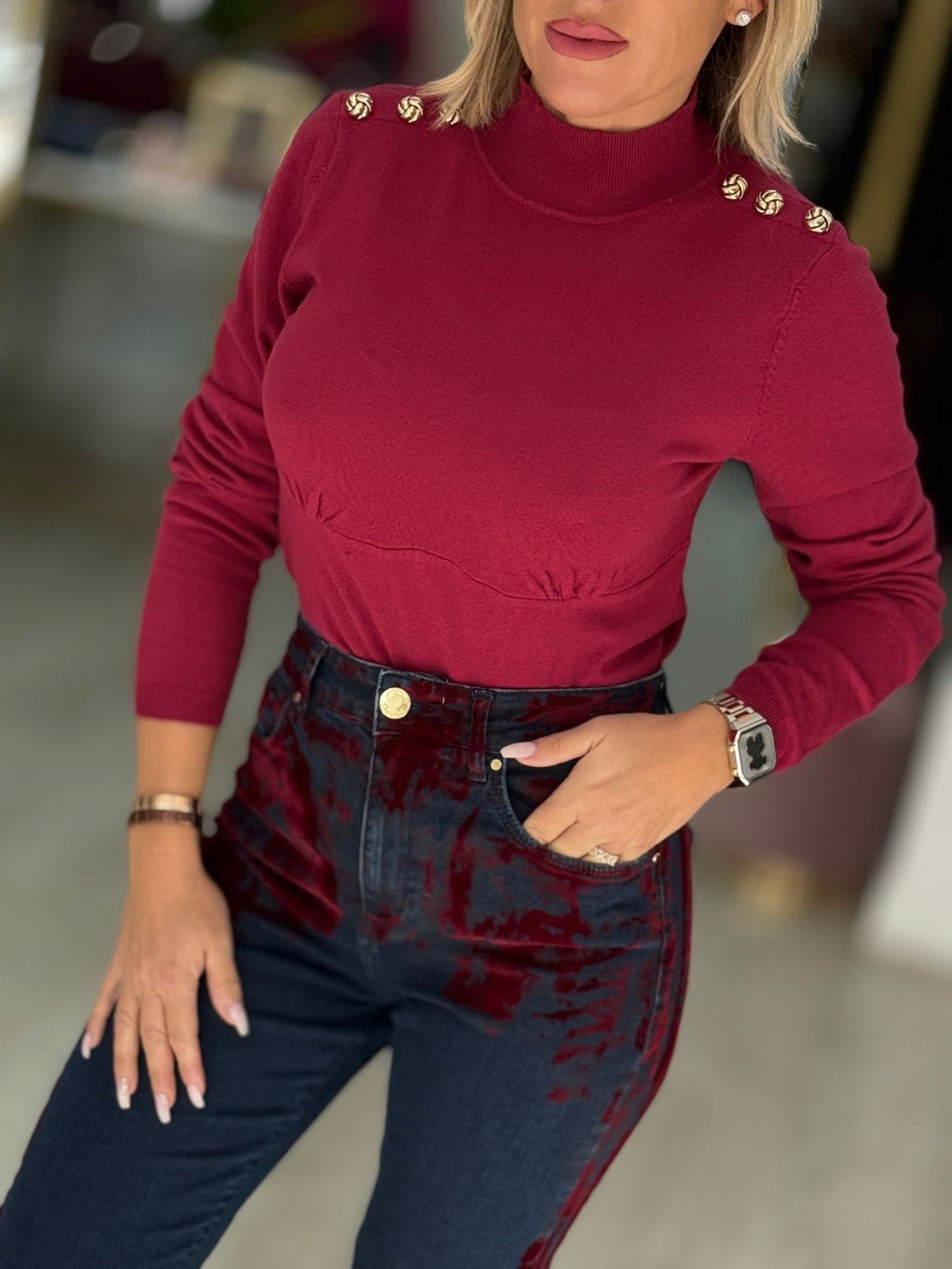 Camisola de malha meia gola