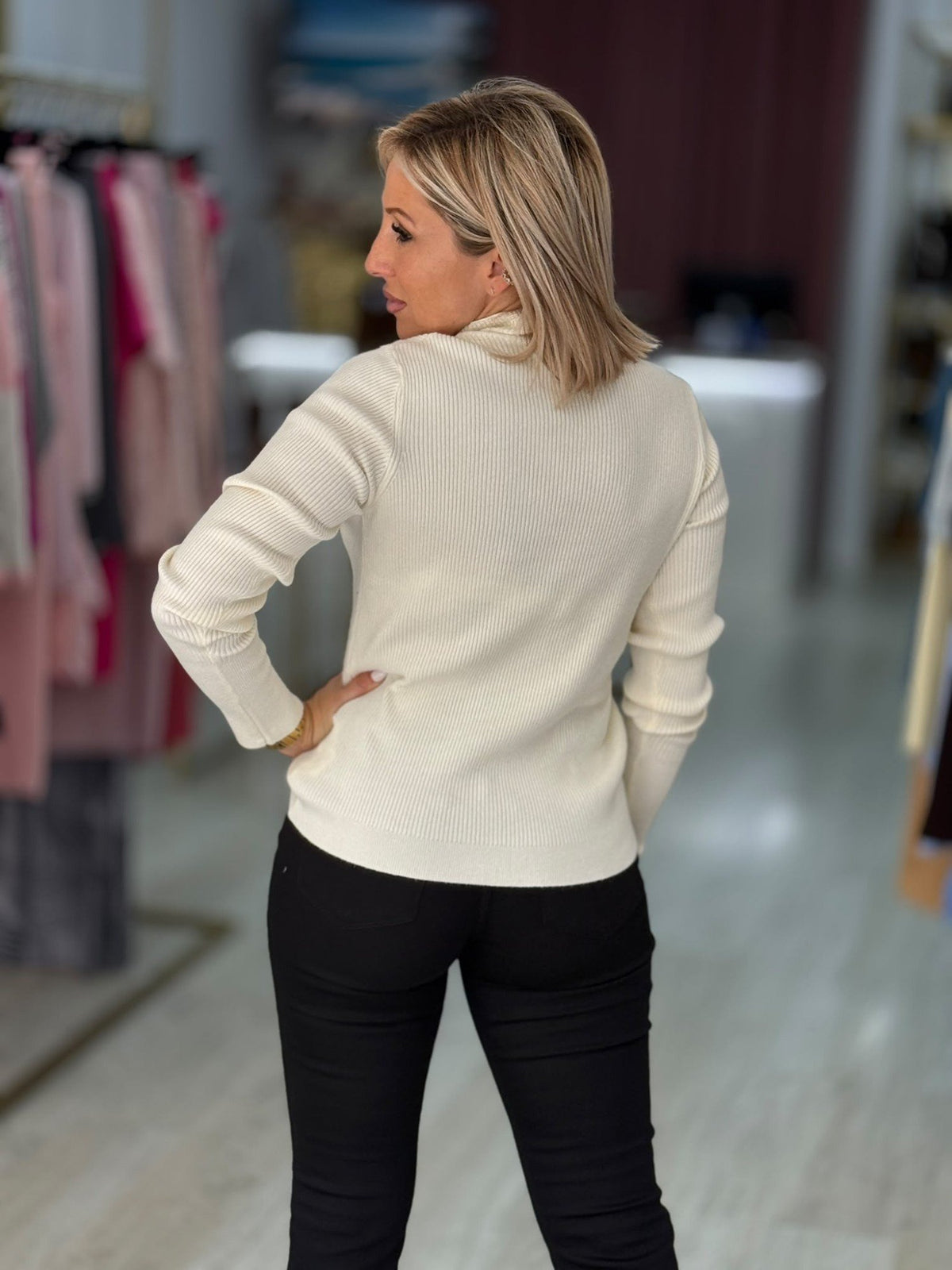 Camisola com pedraria (+ cores)