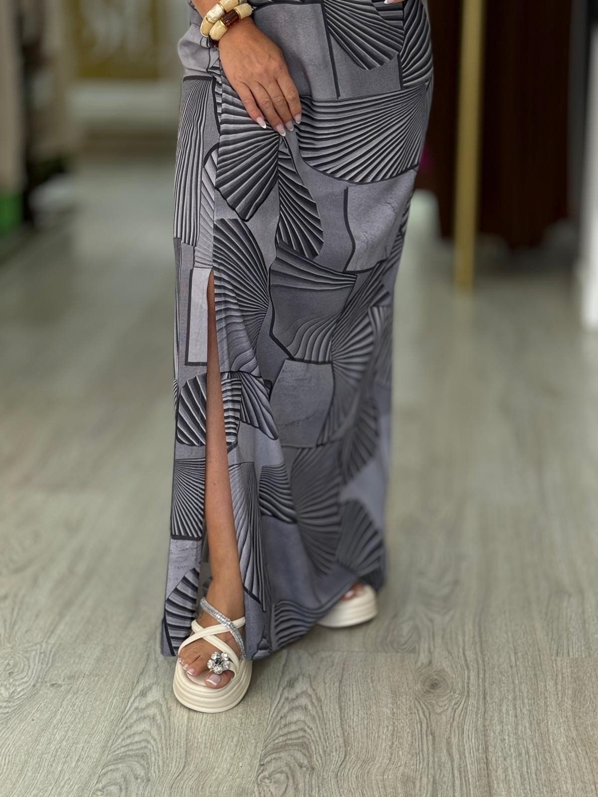 Vestido ladrilhar cinza