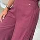 Calça pantalona de cintura subida