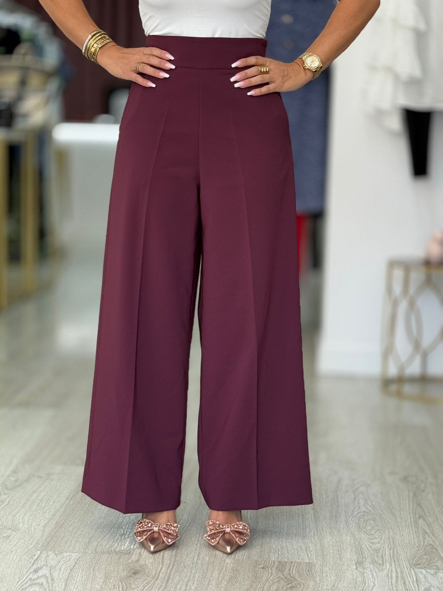 Calça curta wide leg de cintura subida