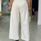 Calça curta wide leg em linho com cinto