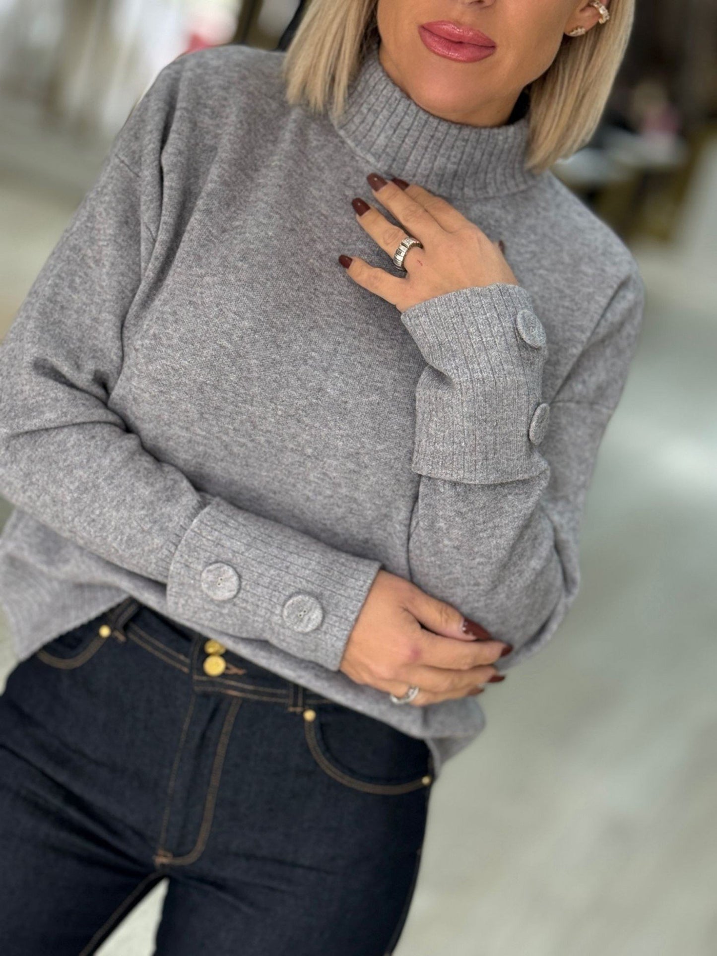 Camisola de malha com botões nos punhos (+ cores)