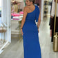 Vestido comprido assimétrico com detalhe dourado (+Cores)