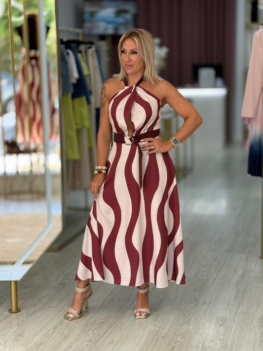 Vestido comprido com decote halter