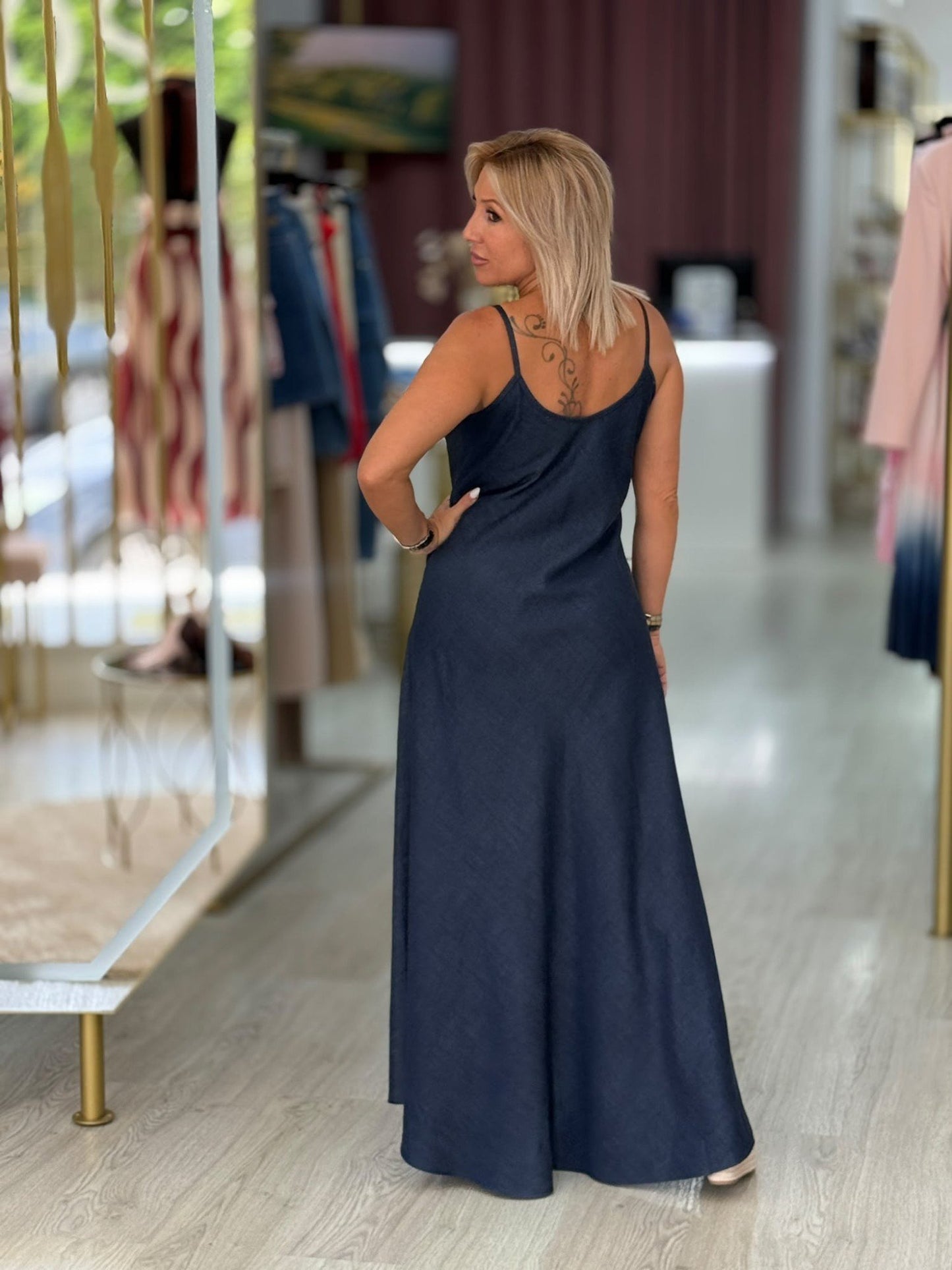 Vestido Comprido com Alças de Corrente