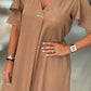 Vestido midi fluido com mangas em folho