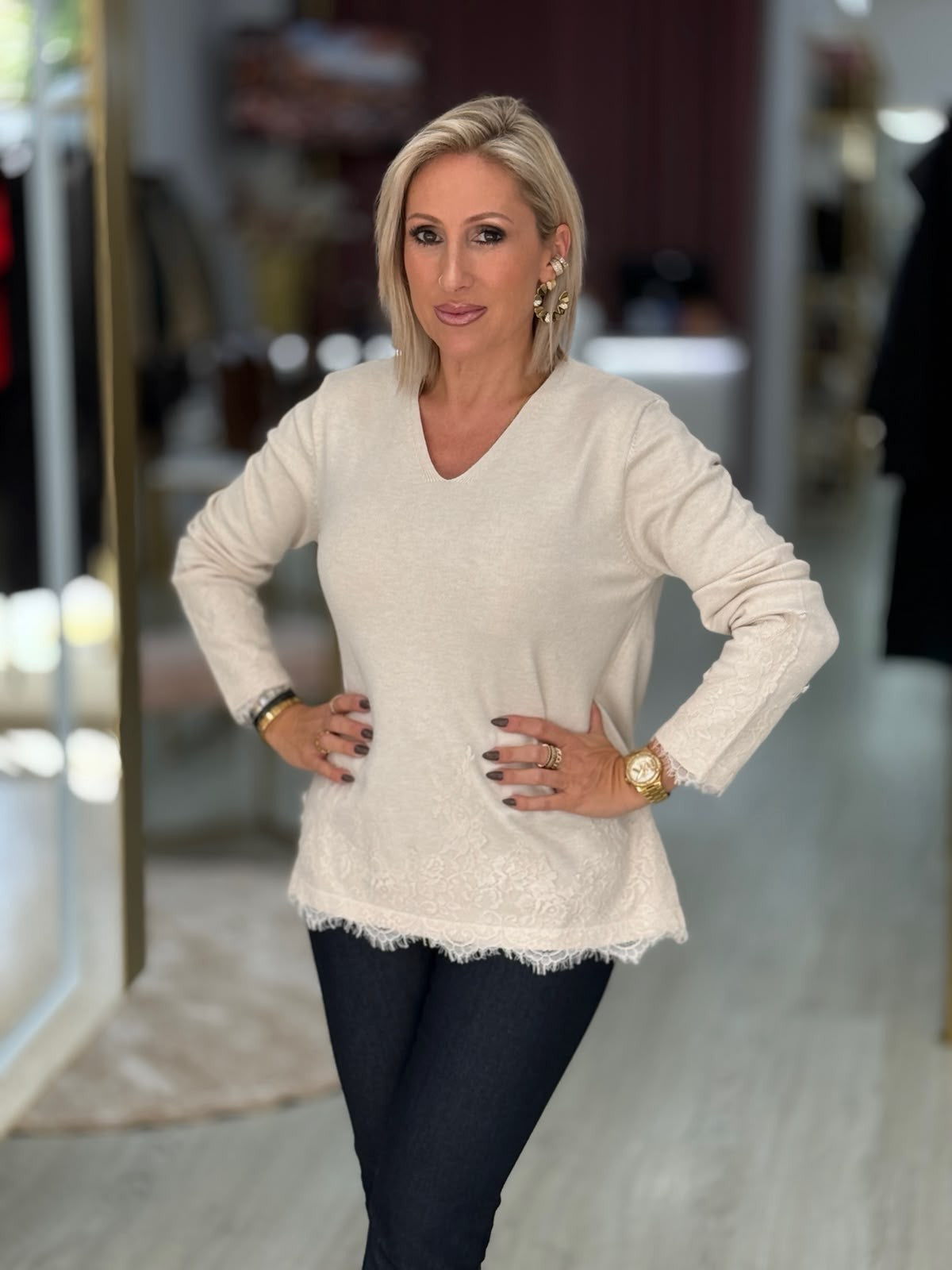 Camisola de malha com detalhe em renda (+ cores)