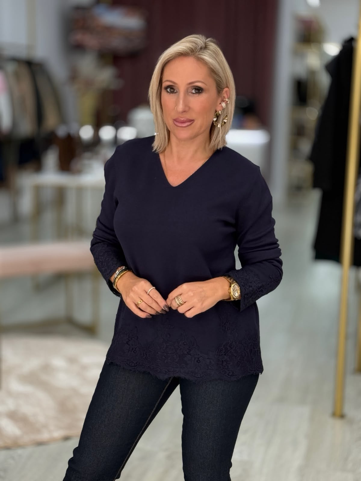 Camisola de malha com detalhe em renda (+ cores)